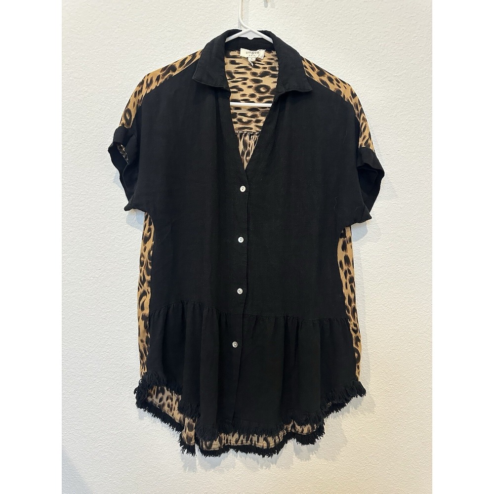 Umgee Tunic Black and Leopard, rough hem, mixed print small‎